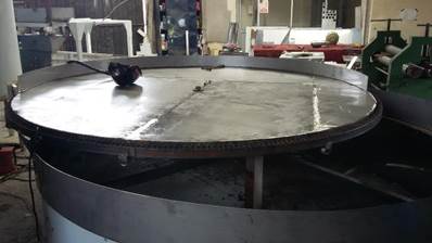 Imagen que contiene interior, tabla, cocina, lavabo
Descripción generada automáticamente